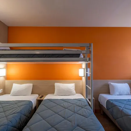 Première Classe Roissy - Aéroport CDG - Le Mesnil-Amelot-2